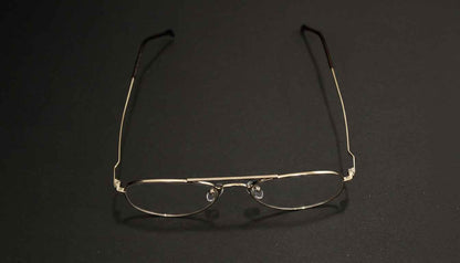 Golden Aviator Frame with Lens